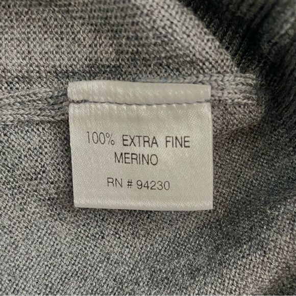 NWT Paul Fredrick Tailored Fit Merino Wool Sweater Vest Quiet Luxury Old Money - Picture 8 of 9